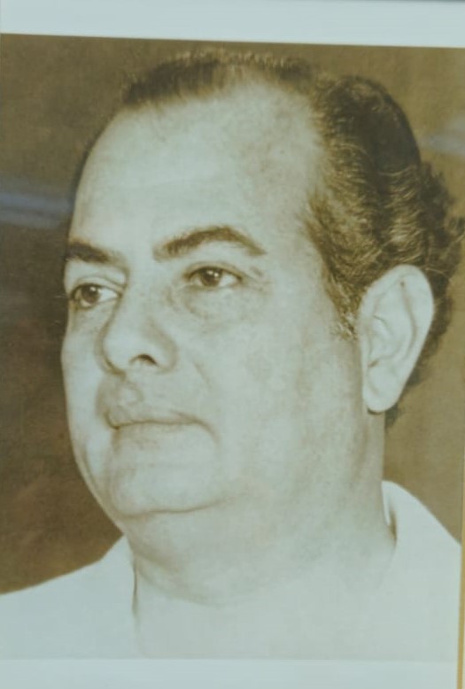 Dr. Eduardo Vargas Alvarado